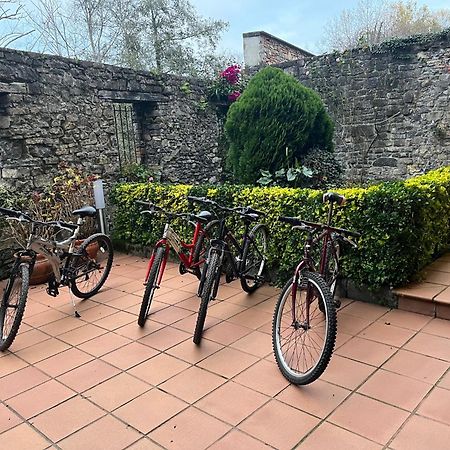 Apartamentos Turisticos Paseo De La Alameda Villaviciosa  Luaran gambar