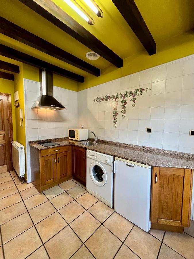 Apartamentos Turisticos Paseo De La Alameda Villaviciosa  Luaran gambar