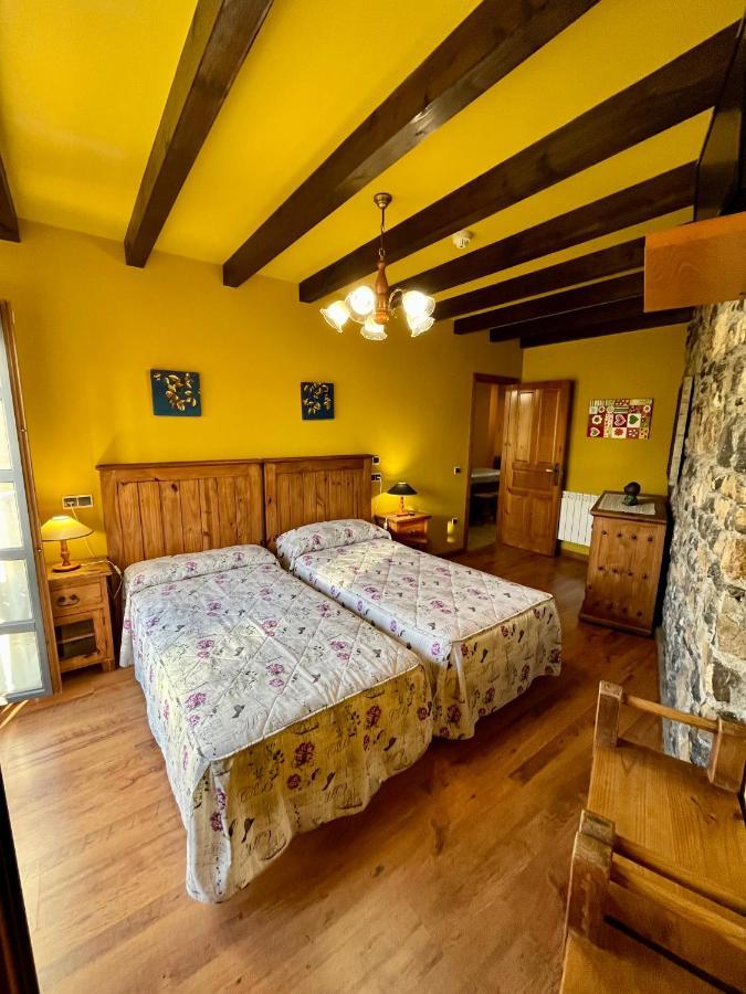 Apartamentos Turisticos Paseo De La Alameda Villaviciosa  Luaran gambar