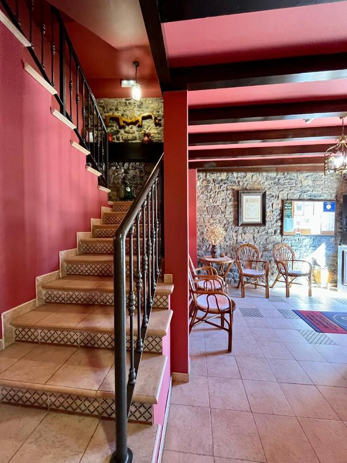 Apartamentos Turisticos Paseo De La Alameda Villaviciosa  Luaran gambar