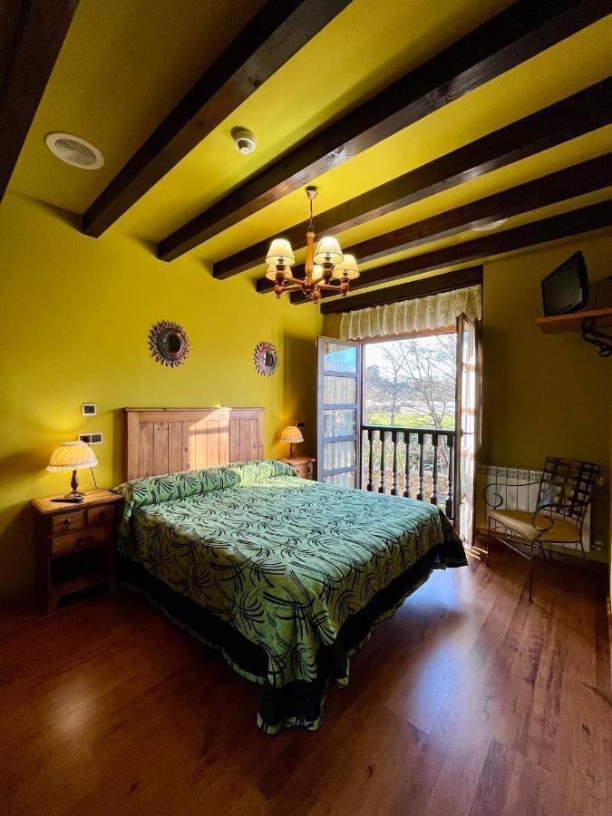 Apartamentos Turisticos Paseo De La Alameda Villaviciosa  Luaran gambar