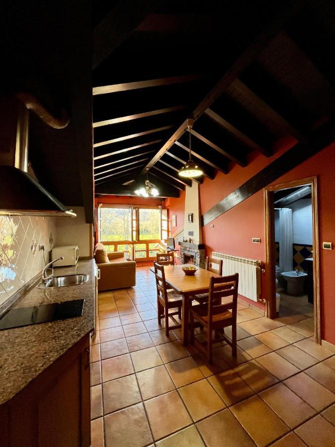 Apartamentos Turisticos Paseo De La Alameda Villaviciosa  Luaran gambar