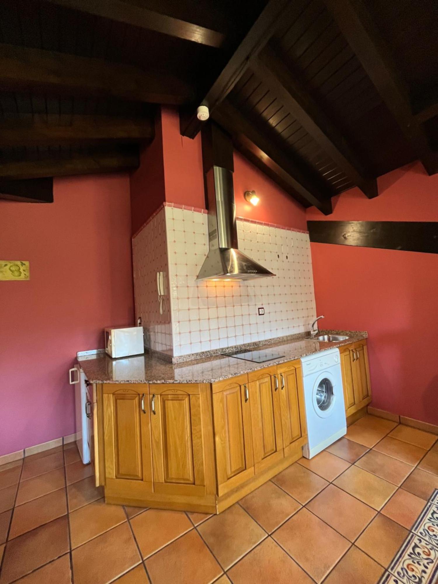 Apartamentos Turisticos Paseo De La Alameda Villaviciosa  Luaran gambar